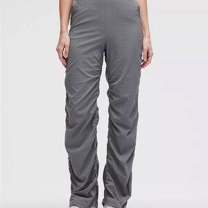 Lululemon Athletica Gray Women’s Pants size M